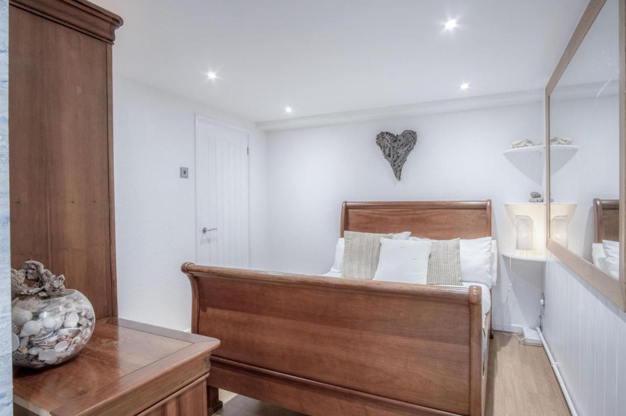 Captains Walk - 4 Bedroom Apartment - Сондерсфут Экстерьер фото