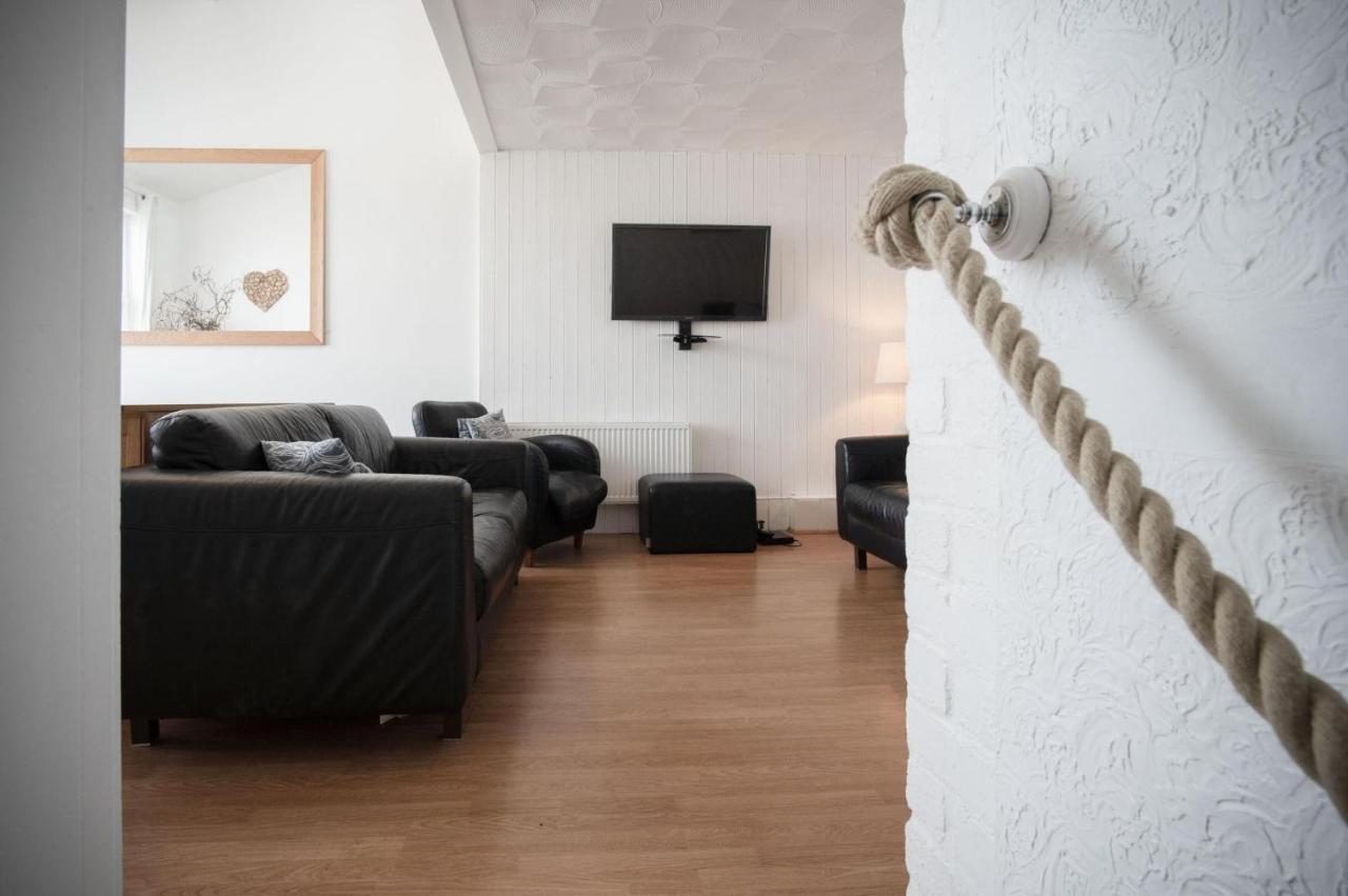 Captains Walk - 4 Bedroom Apartment - Сондерсфут Экстерьер фото