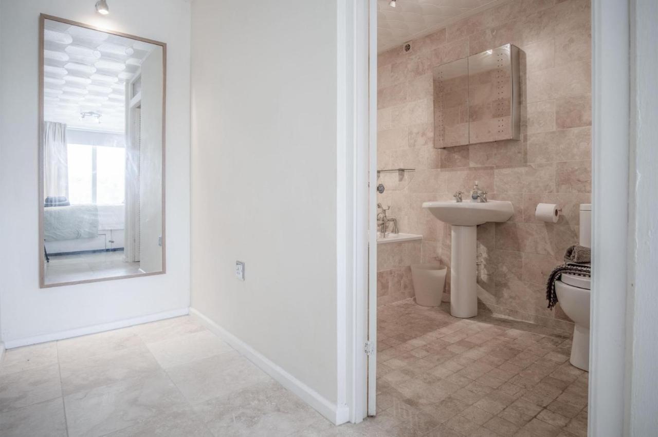 Captains Walk - 4 Bedroom Apartment - Сондерсфут Экстерьер фото